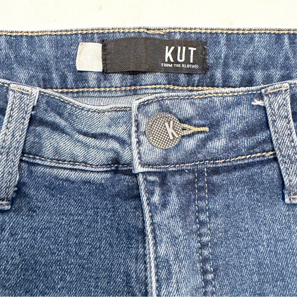 KUT from the Kloth Rachael High Rise Mom Jeans Distressed Crop | Size 6 | NWOT - Picture 4 of 10